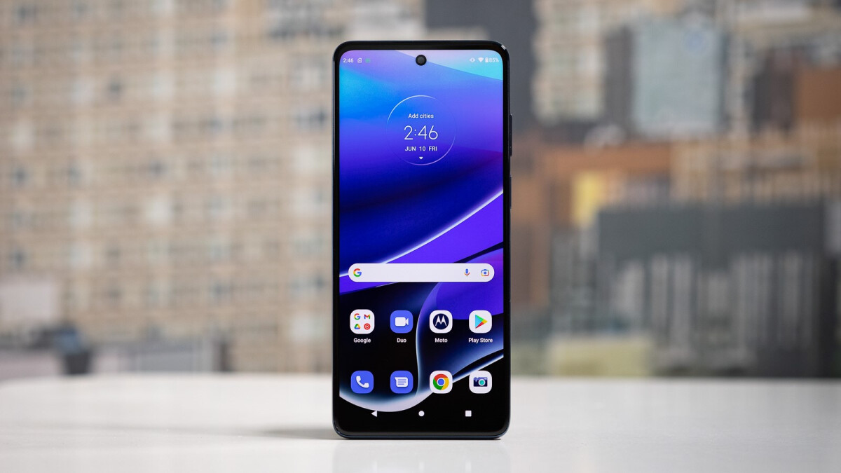 The Moto G Stylus (2022) can once again be yours at its lowest price on Amazon