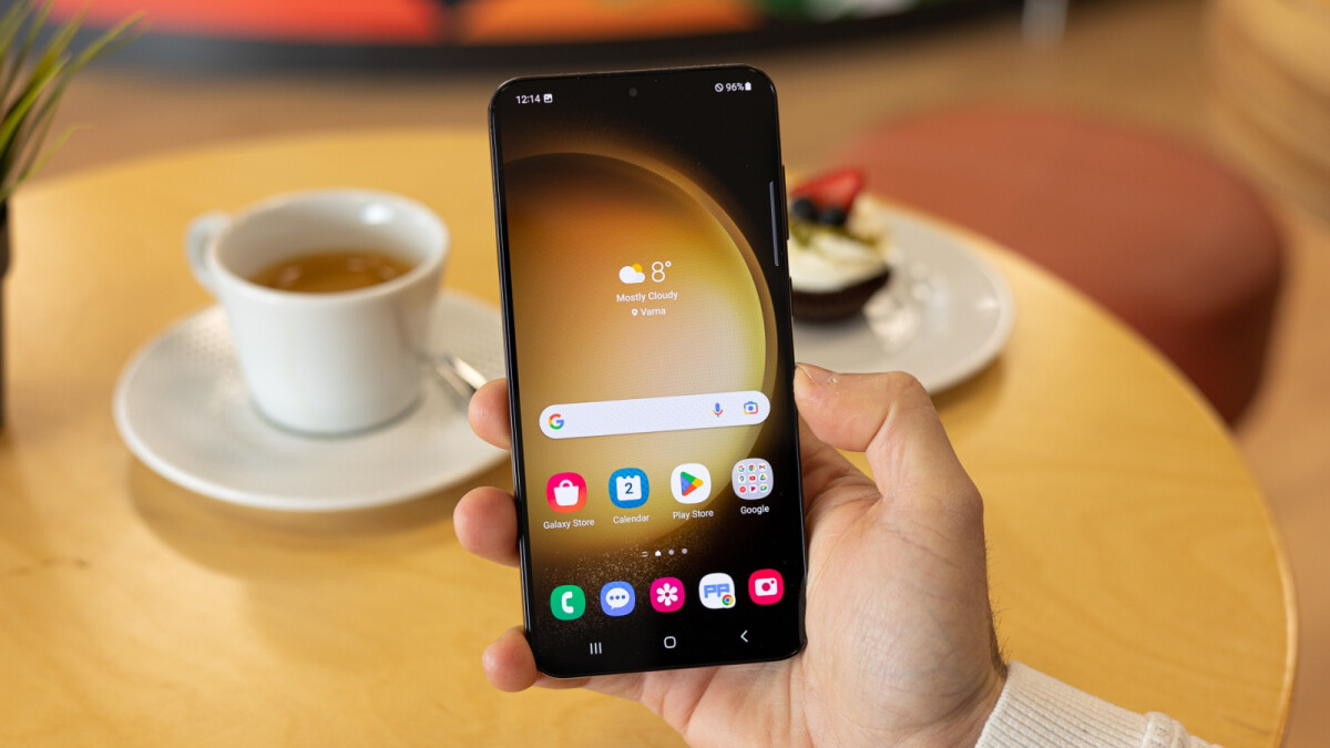 Samsung's glorious Galaxy S23+ is as affordable as it's ever been (with no strings attached)