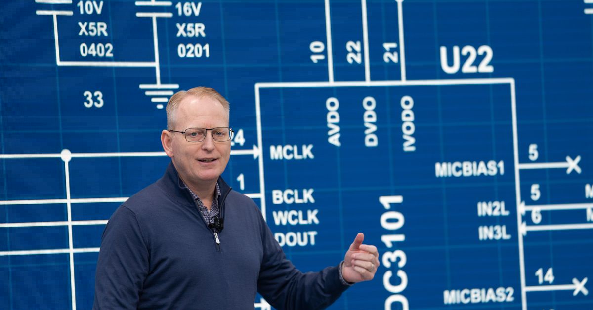 Το αφεντικό υλικού της Amazon που διευθύνει την Alexa και την Echo σχεδιάζει να συνταξιοδοτηθεί
