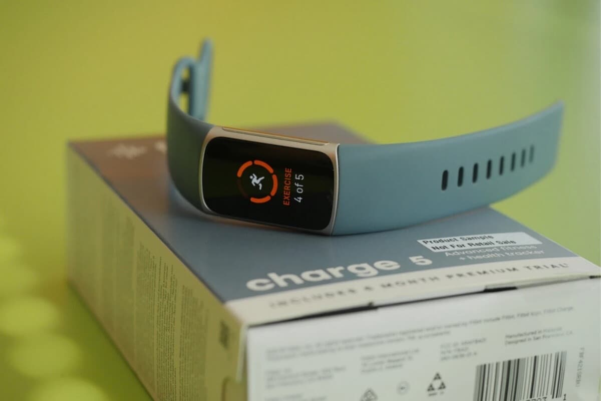 , Τα πάντα σχετικά με τον ιχνηλάτη Fitbit Charge 6 της Google είναι πλέον εκτός συσκευασίας, TechWar.gr