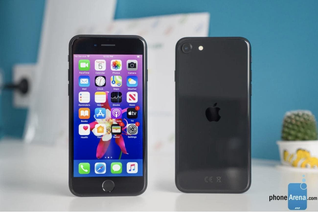 , Apple iPhone history: the evolution of the smartphone that started it all, TechWar.gr