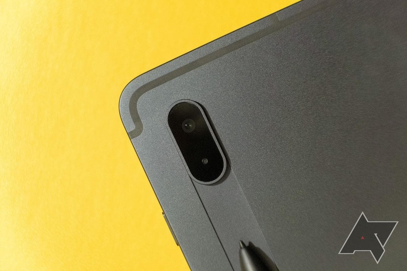 , Η μάχη των μεγάλων οθονών, TechWar.gr