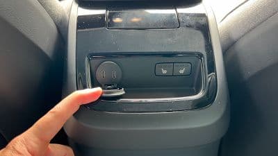 , Πραγματικά με την εμπειρία CarPlay Apple Maps της Volvo με διπλή οθόνη, TechWar.gr