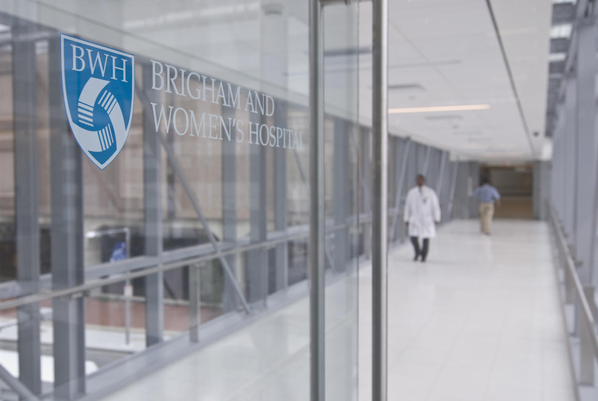 Ένα πειραματικό εμφύτευμα μεγέθους ρυζιού παρακολουθεί πώς τα φάρμακα επηρεάζουν τους όγκους
