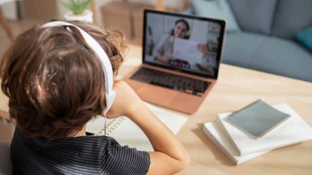 Όλη η Ελλάδα είναι online