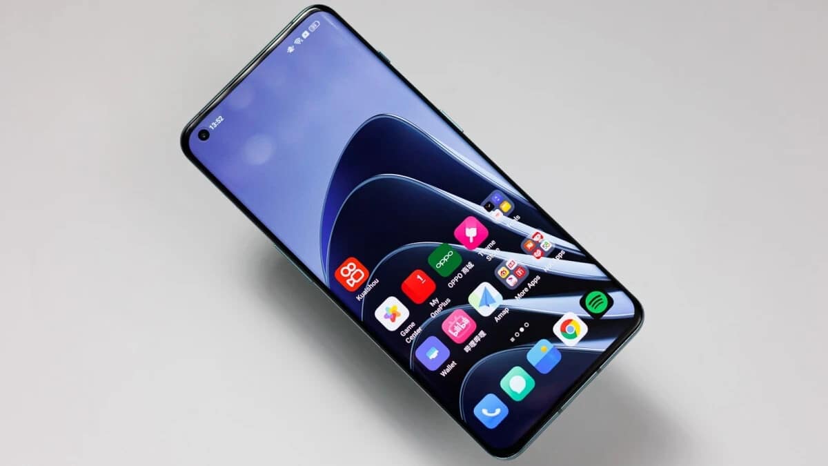 Amazon has the awesome OnePlus 10 Pro on sale once again; save on one before it's too late