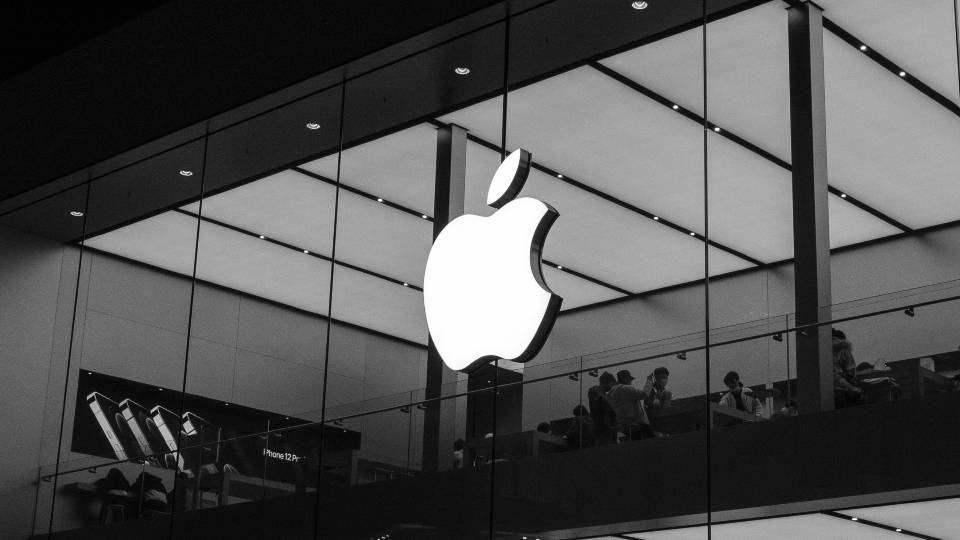 Η Apple θα ενημερώσει το iPhone 12, μετά το «stop» στις πωλήσεις — InfoCom