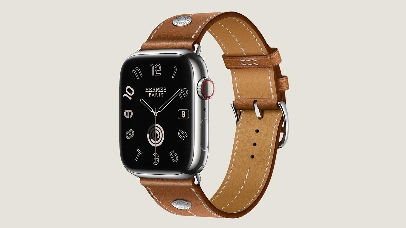 Η Hermès κάνει το ντεμπούτο της συλλογής Apple Watch Series 9 με δερμάτινα λουράκια
