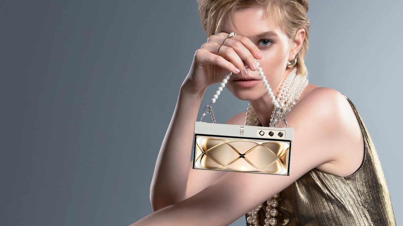 Το Honor Magic V2 γίνεται διεθνές με αναδιπλούμενο πορτοφόλι
