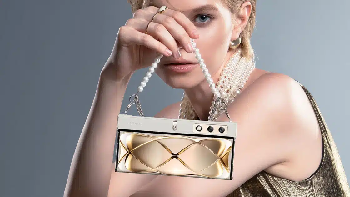 Το Honor V Purse μπορείτε να το κουβαλάτε σαν τσαντάκι
