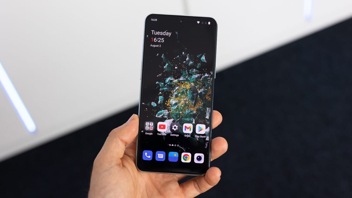 The OnePlus 10T with 16GB RAM drops to its lowest price ever at Amazon