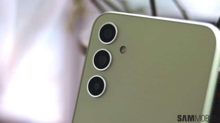 Galaxy A34 5G hands-on 3