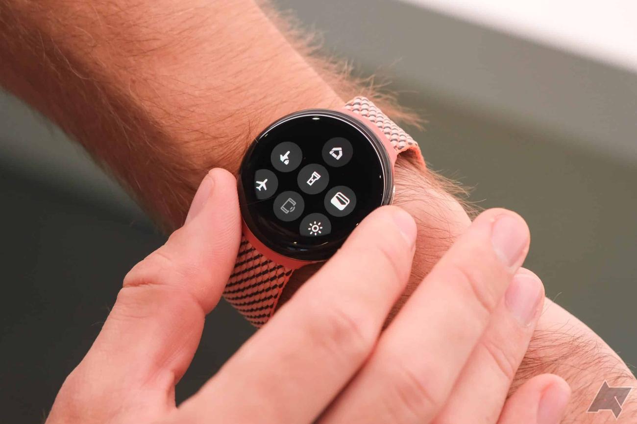 Google Pixel Watch 2 hands-on: Εντοπίστε τη διαφορά
