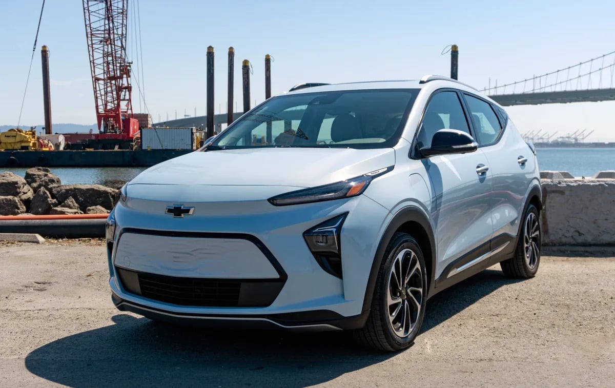 Η Chevy προσφέρει 1.400 $ στους ιδιοκτήτες Bolt EV που άντεξαν χαμηλότερα επίπεδα φόρτισης