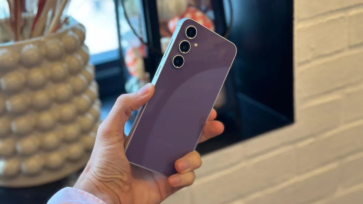 Η σειρά FE της Samsung επιστρέφει με τηλέφωνα S23 και Tab S9 Tablets
