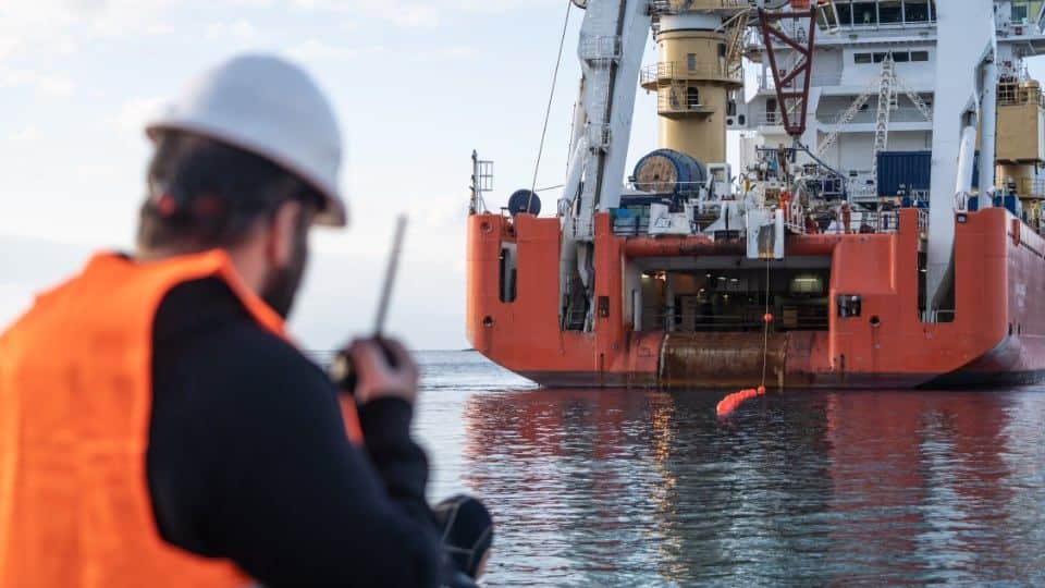 Το καλώδιο οπτικών ινών ANDROMEDA διασυνδέει την Ελλάδα με τη Σαουδική Αραβία — InfoCom