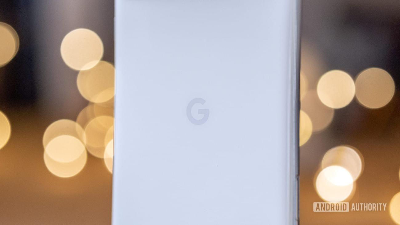 Μακροεντολή με το λογότυπο Google Pixel