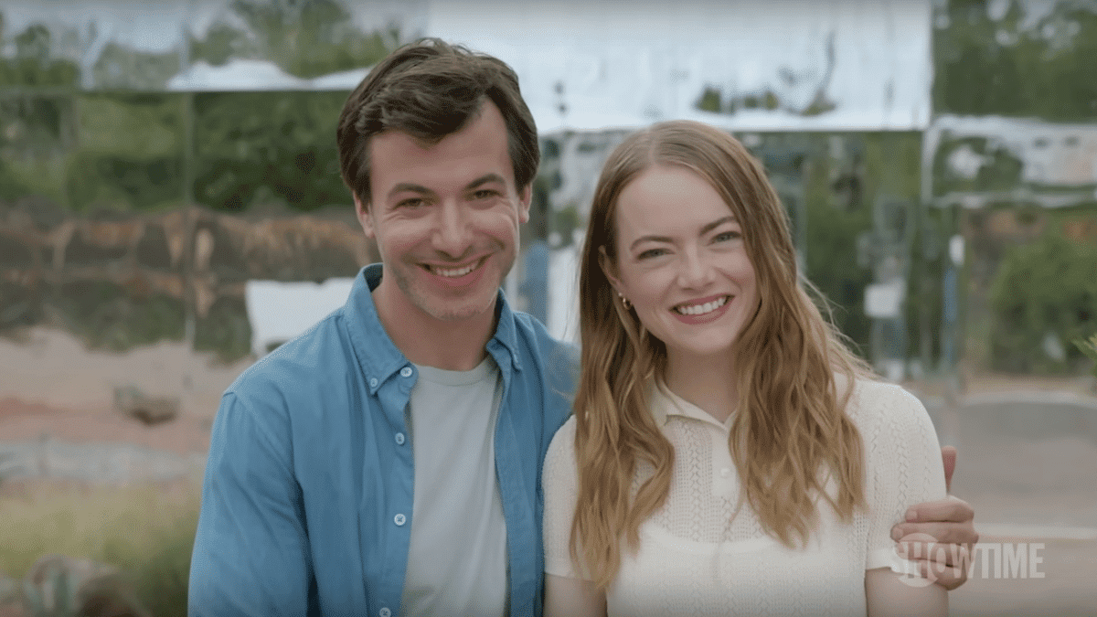 Το τρέιλερ «The Curse» δείχνει τον Nathan Fielder και την Emma Stone ως βατραχοπέδιλα σε στιλ HGTV
