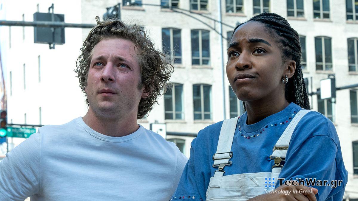 (L, R) Jeremy Allen White as Carmy and Ayo Edebiri as Sydney in The Bear season 2