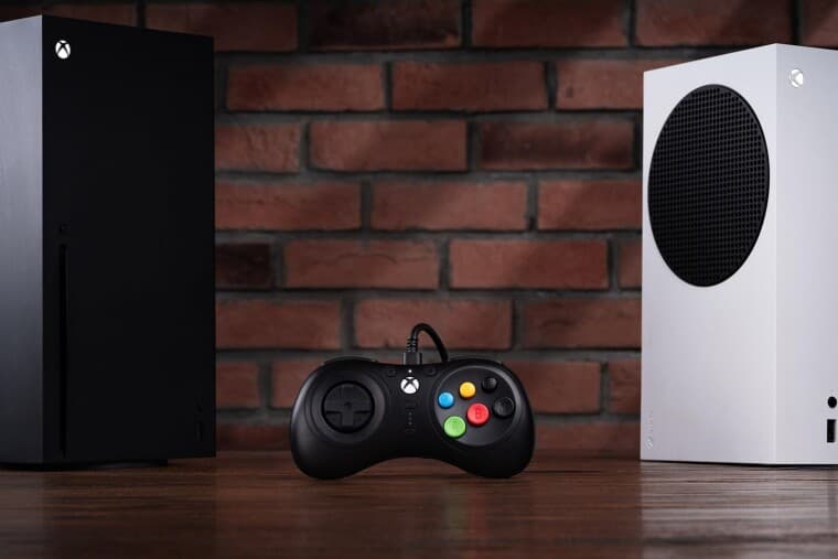 Το νέο ενσύρματο χειριστήριο Xbox και υπολογιστή της 8Bitdo έχει σχεδιαστεί σαν ένα κλασικό gamepad Sega Genesis, Το νέο ενσύρματο χειριστήριο Xbox και υπολογιστή της 8Bitdo έχει σχεδιαστεί σαν ένα κλασικό gamepad Sega Genesis, TechWar.gr
