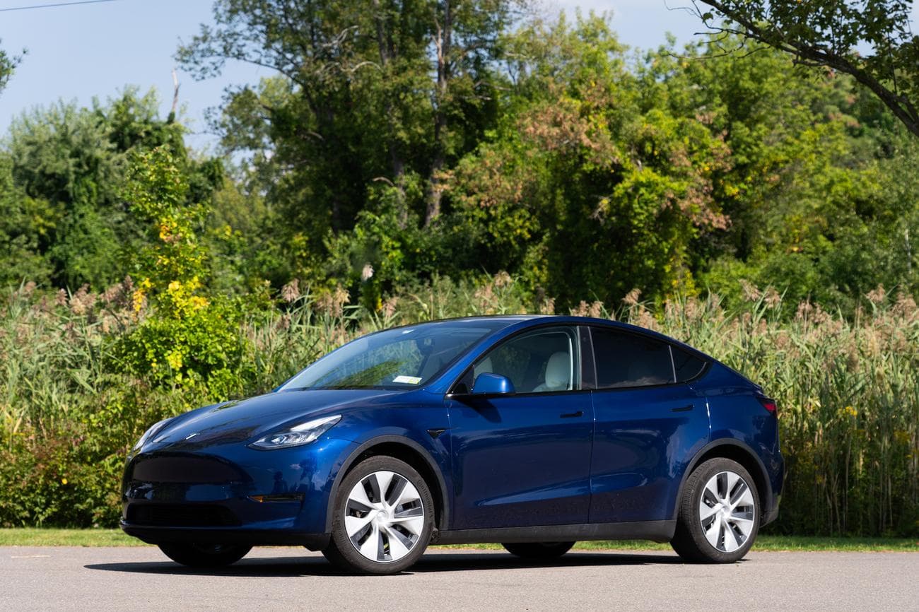 How Tesla, BMW, Ford, GM and Mercedes driver-assist systems compare, How Tesla, BMW, Ford, GM and Mercedes driver-assist systems compare, TechWar.GR