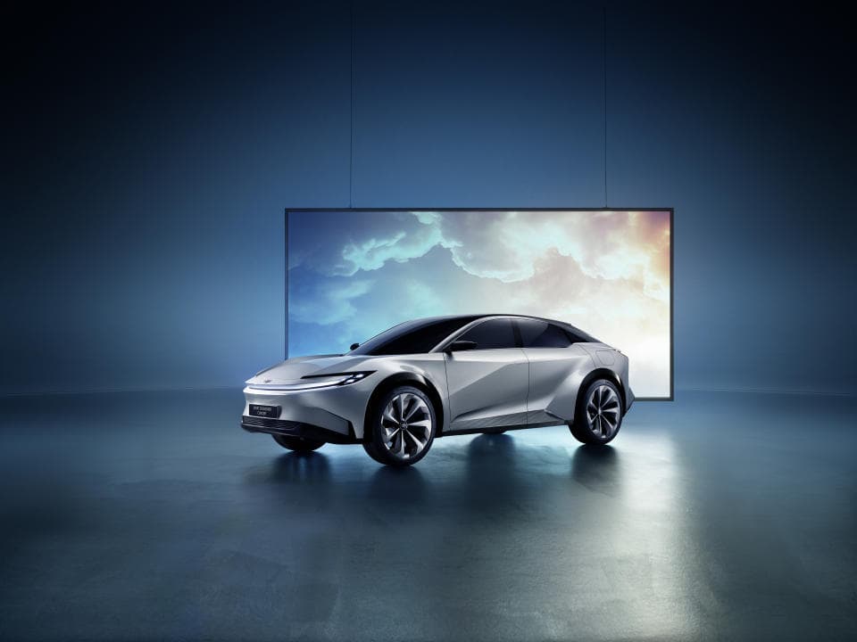Toyota unveils two EV crossover concepts arriving by 2025, Toyota unveils two EV crossover concepts arriving by 2025, TechWar.gr