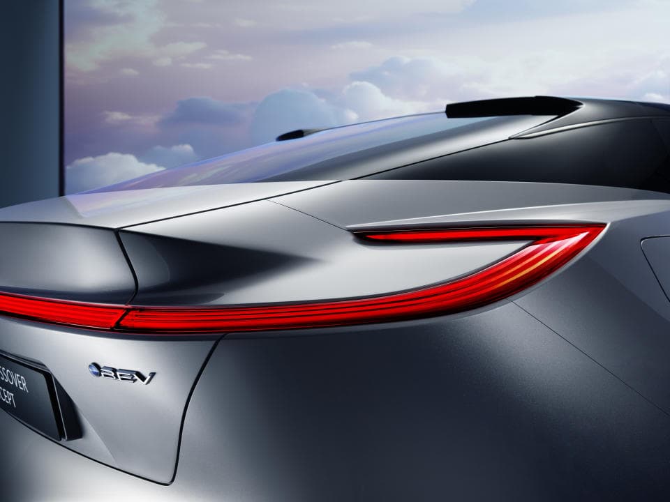 Toyota unveils two EV crossover concepts arriving by 2025, Toyota unveils two EV crossover concepts arriving by 2025, TechWar.gr