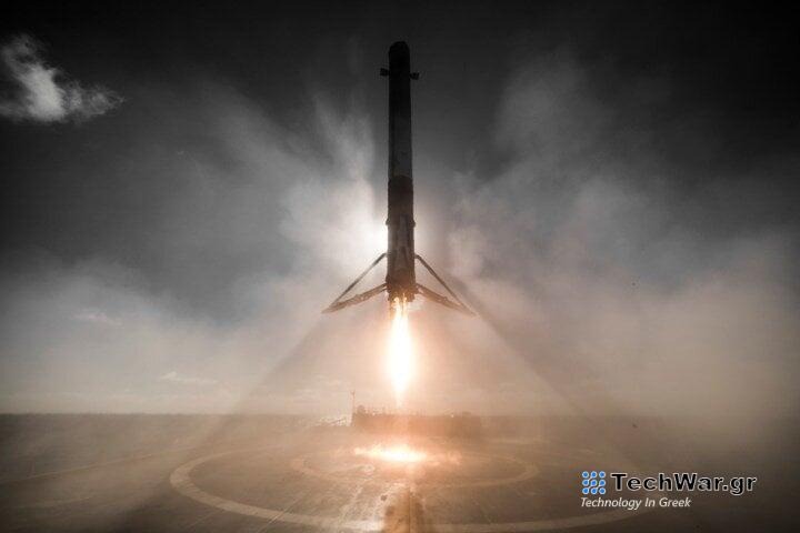 8 χρόνια από την πρώτη επιτυχημένη κάθετη προσγείωση του πυραύλου Falcon 9