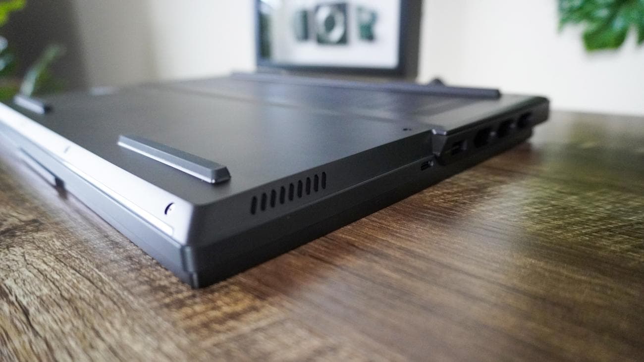 Lenovo Legion Pro 7i Gen 8 (2023) review: Just right, Lenovo Legion Pro 7i Gen 8 (2023) review: Just right, TechWar.gr