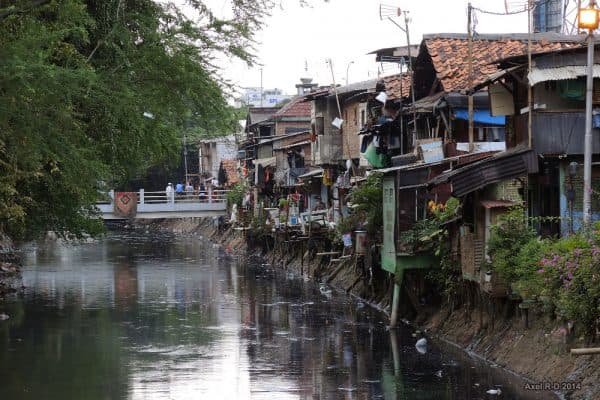 Τμήματα της Τζακάρτα υποχωρούν με πρωτοφανή ταχύτητα - Τελευταία ευκαιρία να σωθεί η μεγαλούπολη, Τμήματα της Τζακάρτα υποχωρούν με πρωτοφανή ταχύτητα – Τελευταία ευκαιρία να σωθεί η μεγαλούπολη, TechWar.gr