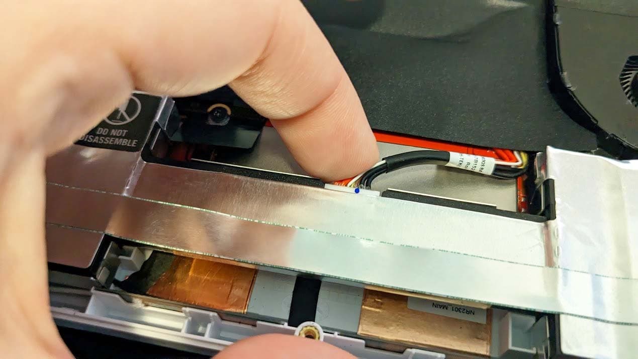 How to upgrade an ASUS ROG Ally SSD and transfer your data from a storage backup, How to upgrade an ASUS ROG Ally SSD and transfer your data from a storage backup, TechWar.gr