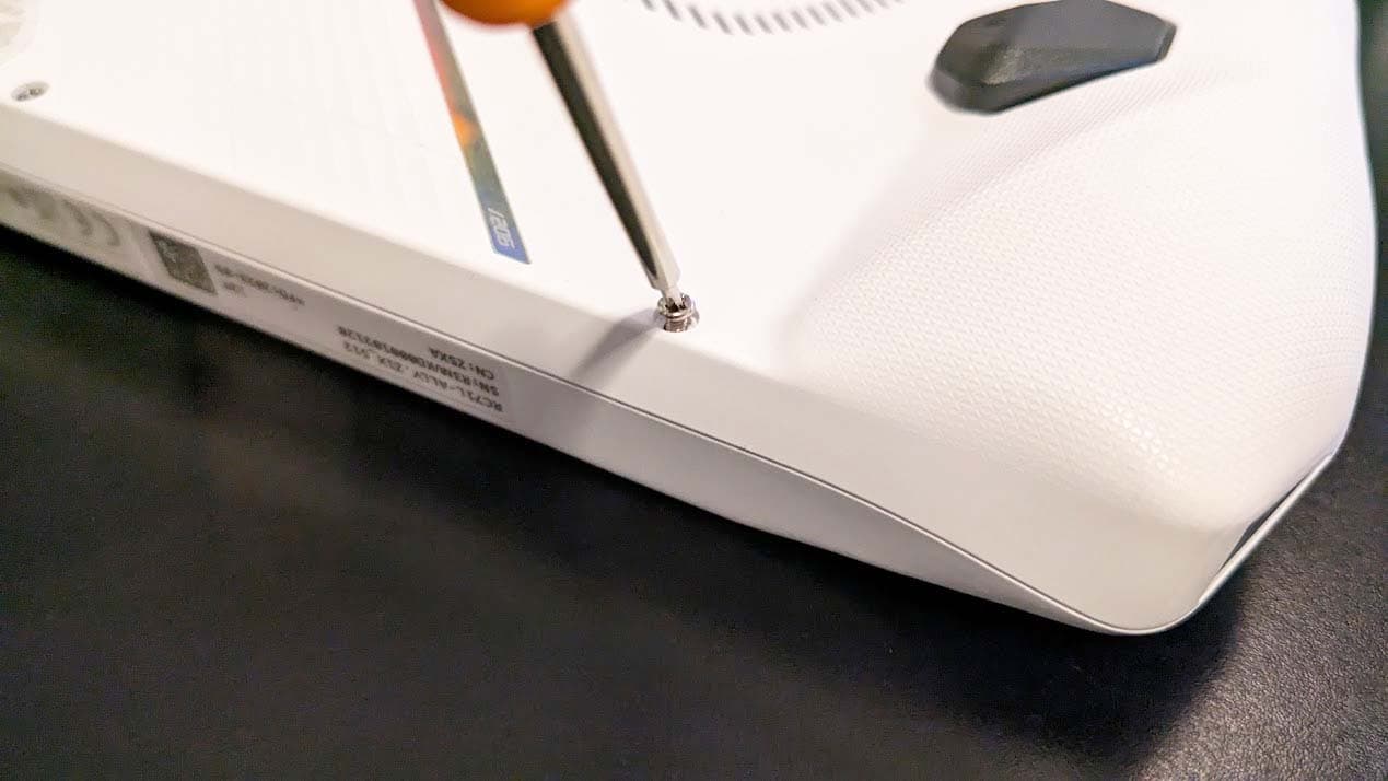 How to upgrade an ASUS ROG Ally SSD and transfer your data from a storage backup, How to upgrade an ASUS ROG Ally SSD and transfer your data from a storage backup, TechWar.gr