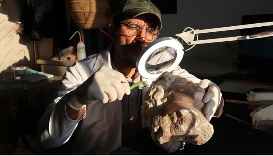 Αρχαιολόγοι ανακάλυψαν κεφάλια από αγάλματα θεών της Αρχαίας Ελλάδας / FOXreport.gr, Αρχαιολόγοι ανακάλυψαν κεφάλια από αγάλματα θεών της Αρχαίας Ελλάδας, TechWar.gr