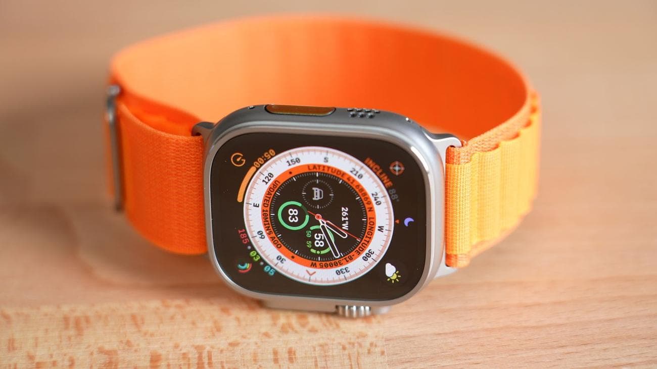 Apple Watch Ultra με 10% μεγαλύτερη οθόνη και MicroLED αναμένεται να κυκλοφορήσει το 2026