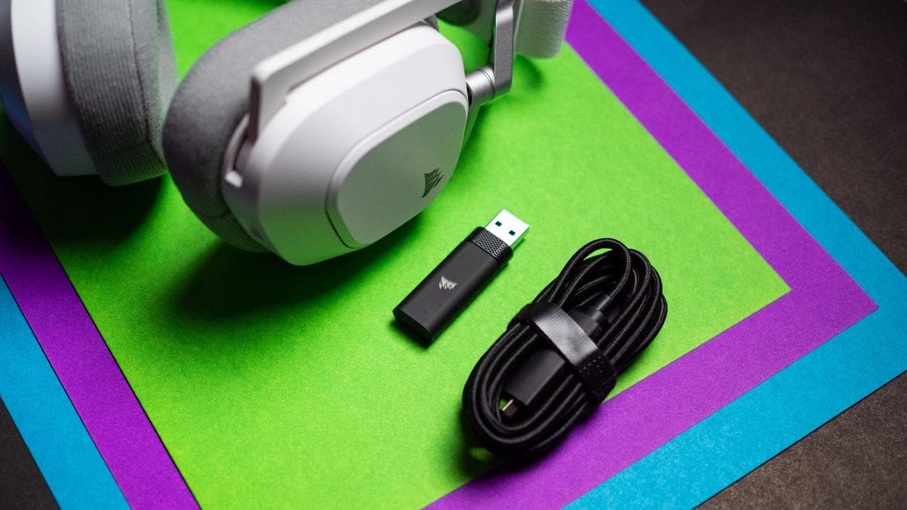 Κριτική Corsair HS80 Max: Ένα καταπληκτικό σετ μικροφώνου-ακουστικού παιχνιδιών με εκπληκτική διάρκεια μπαταρίας, Κριτική Corsair HS80 Max: Ένα καταπληκτικό σετ μικροφώνου-ακουστικού παιχνιδιών με εκπληκτική διάρκεια μπαταρίας, TechWar.GR