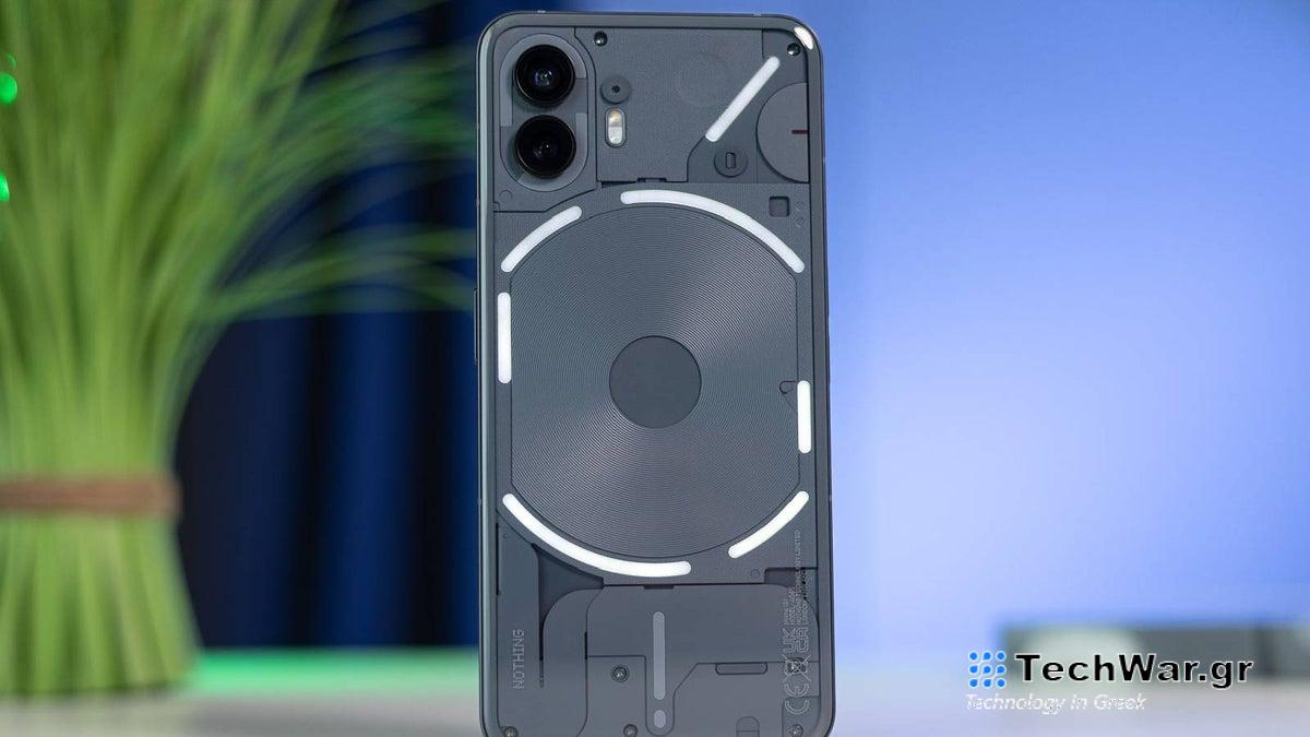 Αποκτήστε το αναμφισβήτητα δροσερό Nothing Phone (2) στη χαμηλότερη τιμή στην ιστορία