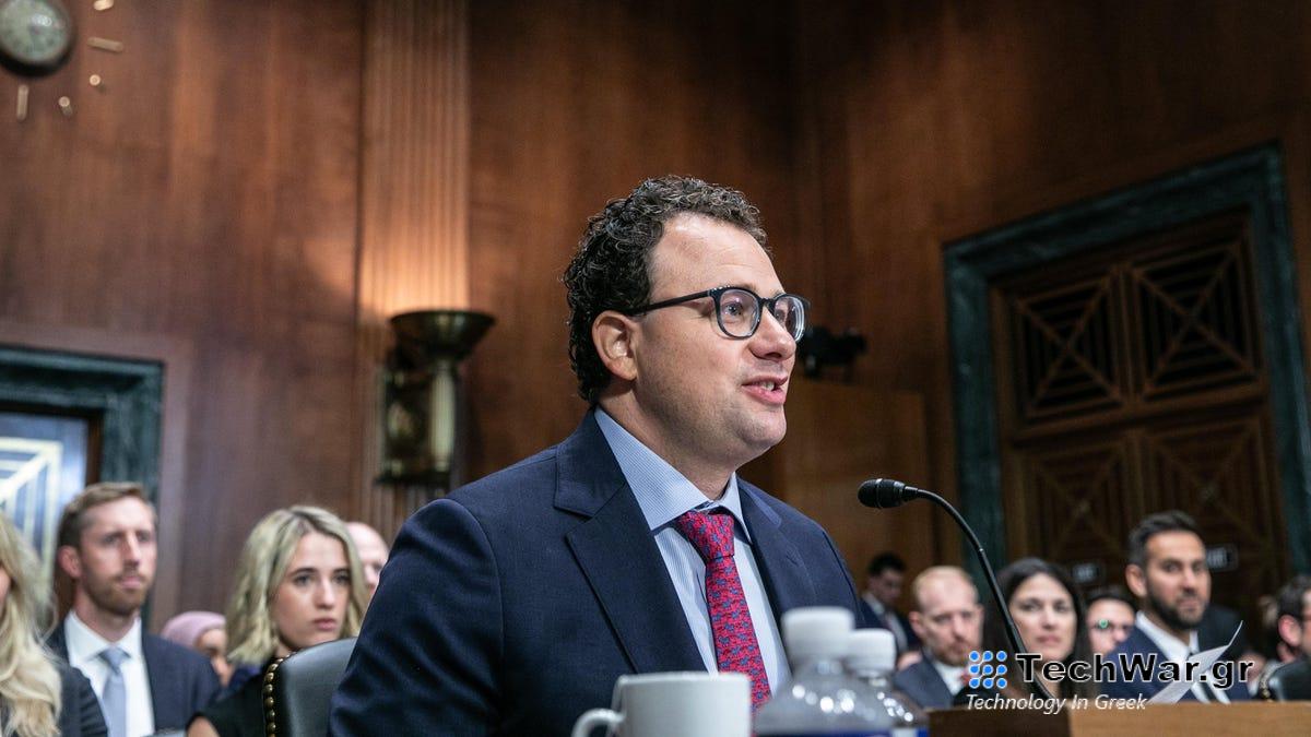 Η Anthropic θα μπορούσε να κατευθυνθεί για μια αναμέτρηση σε στυλ OpenAI