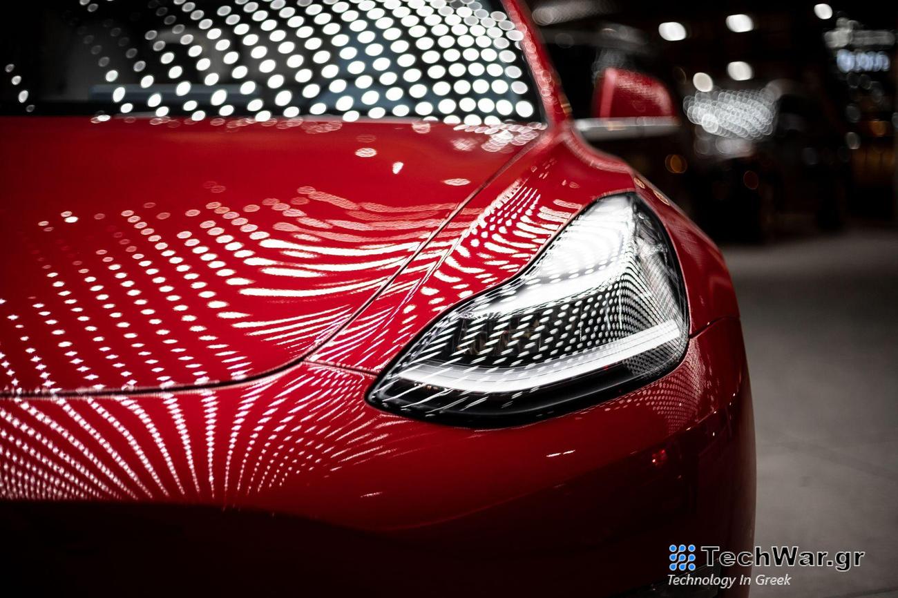 Η Tesla Autopilot Hacker Group αποκαλύπτει το "Elon Mode"