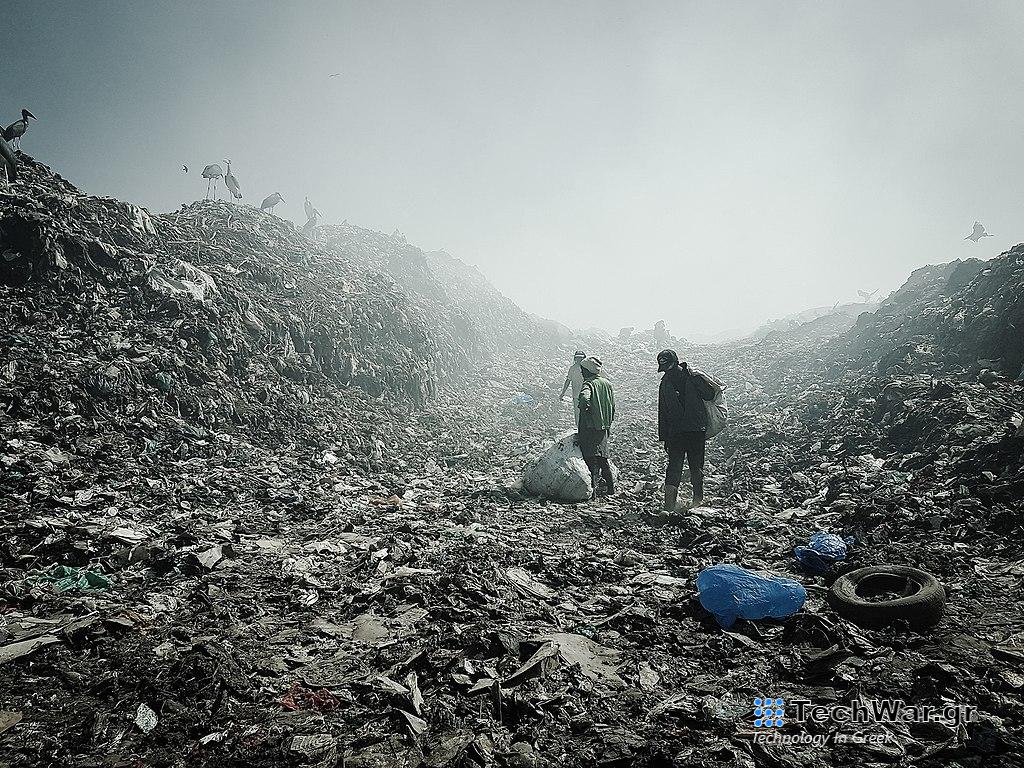 Νταντόρα, ένα δυσώδες «βασίλειο» αθάνατων πλαστικών