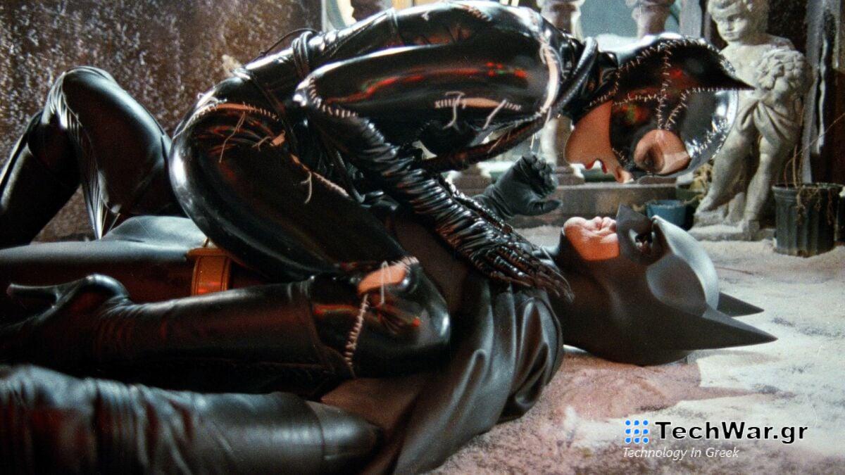 Το «Batman Returns» είναι η πιο σέξι ταινία των διακοπών
