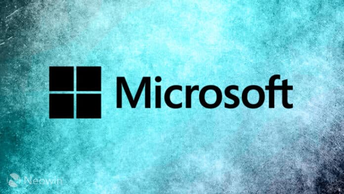 Η Microsoft δημιουργεί έσοδα 62 δισεκατομμυρίων δολαρίων στα οικονομικά αποτελέσματα Microsoft logo on a blue background