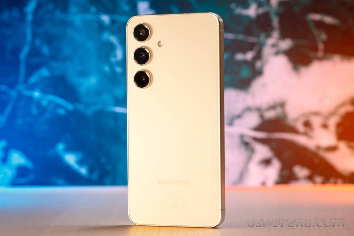 Samsung Galaxy S24 για έλεγχο