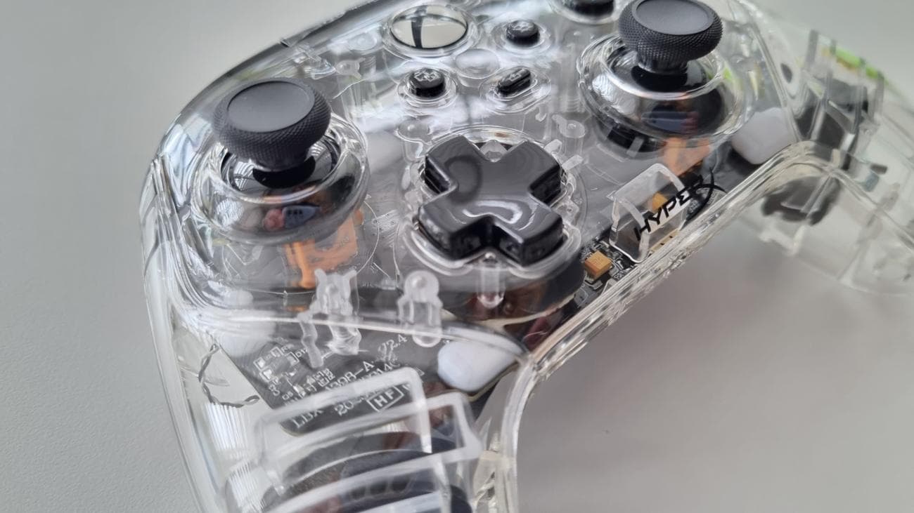 HyperX Clutch Gladiate RGB