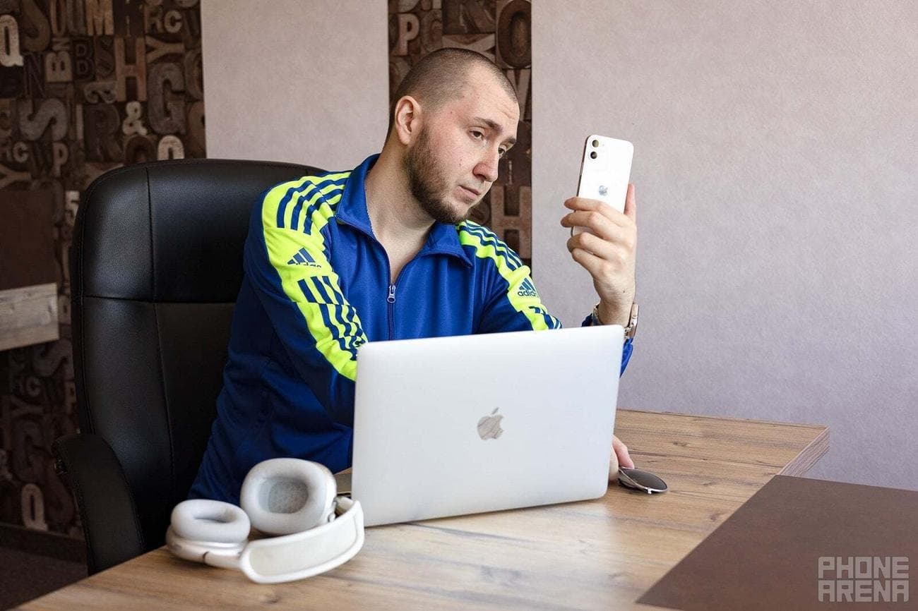 Why iPhone users "hate" Android: switching from flagship iPhone to folding Android in 2024