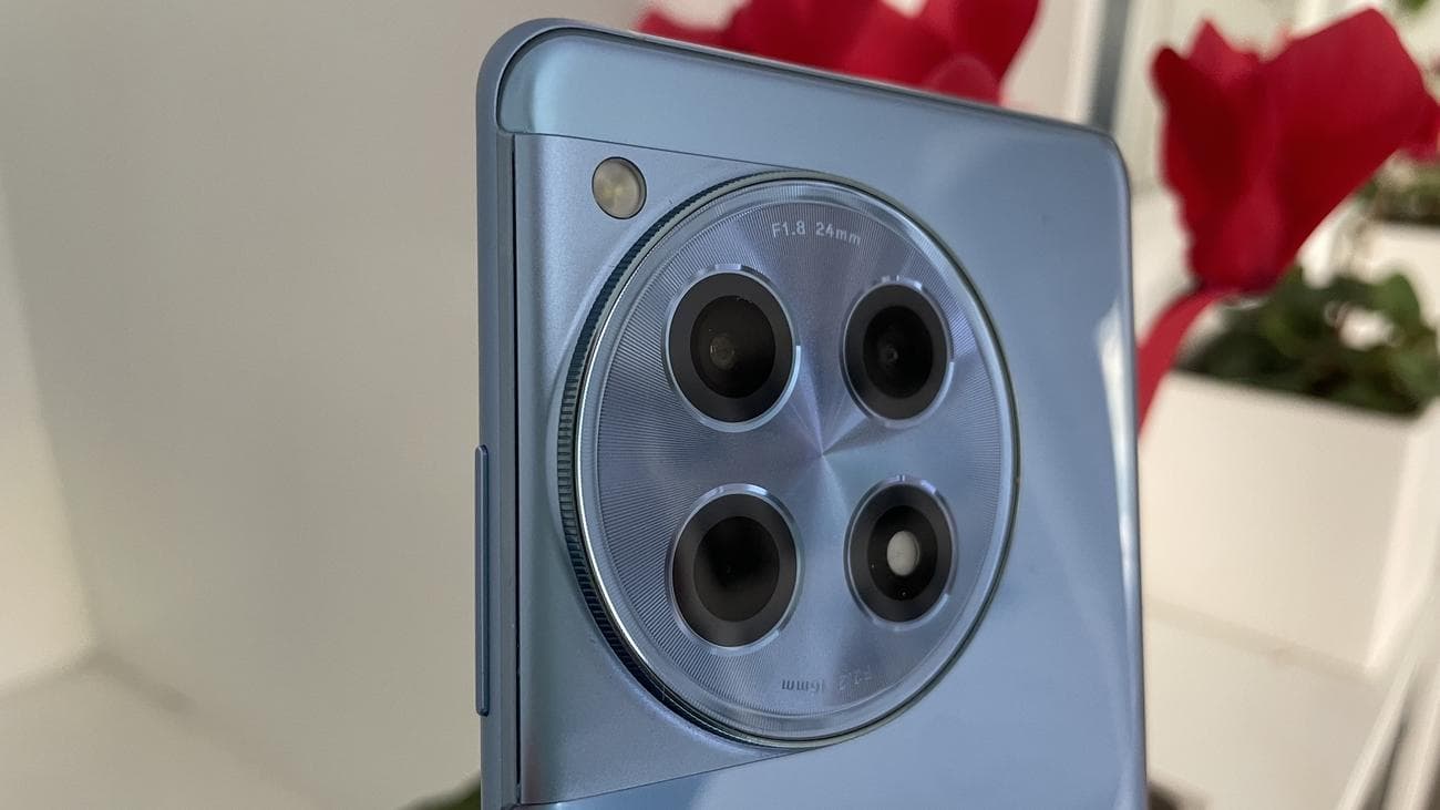 OnePlus 12R hands-on: Ένα πολλά υποσχόμενο τηλέφωνο μεσαίας κατηγορίας με ορισμένες premium χαρακτηριστικά, OnePlus 12R hands-on: Ένα πολλά υποσχόμενο τηλέφωνο μεσαίας κατηγορίας με ορισμένες premium χαρακτηριστικά, TechWar.GR