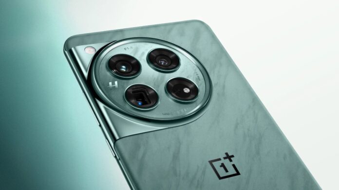 OnePlus 12, OnePlus 12R: Διαθέσιμα για προπαραγγελία στη Γερμανία OnePlus 12, OnePlus 12R: Διαθέσιμα για προπαραγγελία στη Γερμανία