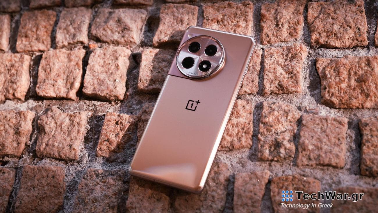 OnePlus Ace 3 in gold.