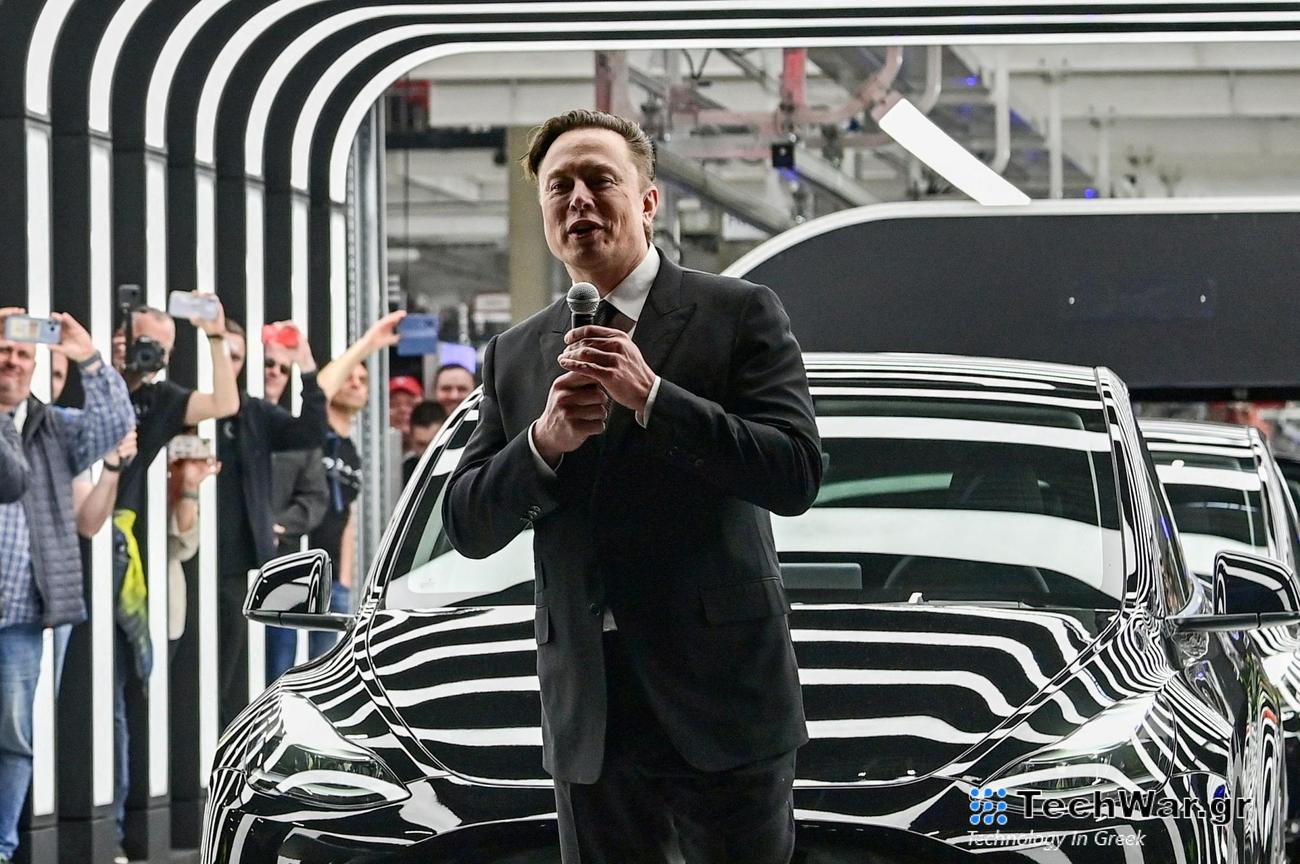 Tesla: Έχασε τα πρωτεία από την κινέζικη BYD