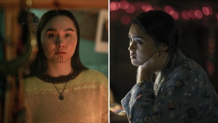 «True Detective: Night County's Isabella Star LaBlanc και Anna Lambe «True Detective: Night County's Isabella Star LaBlanc και Anna Lambe σε αναπαράσταση ιθαγενών