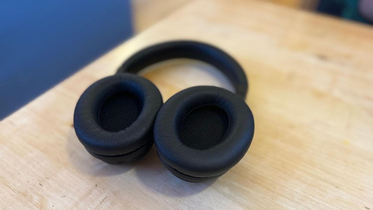 Τελική αναθεώρηση ακουστικών UX2000: Εξαιρετική ακύρωση θορύβου με προϋπολογισμό, Τελική αναθεώρηση ακουστικών UX2000: Εξαιρετική ακύρωση θορύβου με προϋπολογισμό, TechWar.GR